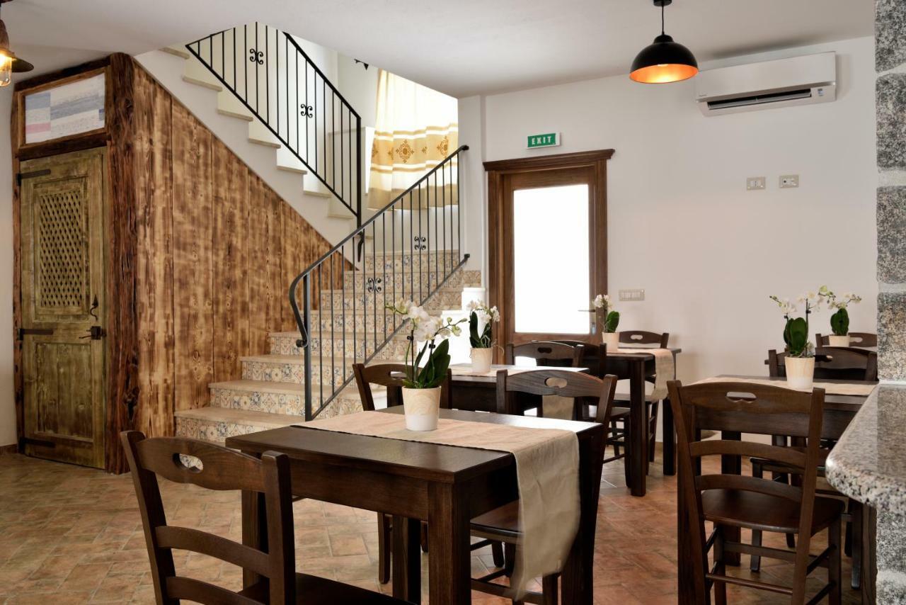 Hotel Goloritze Baunei Ngoại thất bức ảnh